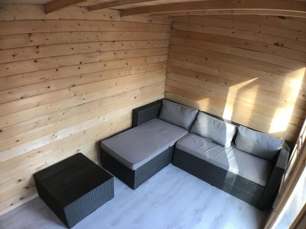 Large 5 Bed House In Scarborough Near The Beach, Large Garden & Hot Tub Dış mekan fotoğraf